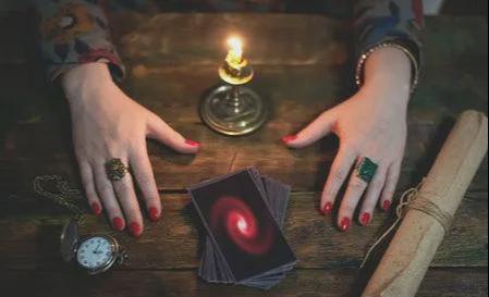 方火运回归前三次是周朝汉朝和明朝开元棋牌法国占星家族女占星家：东(图5)